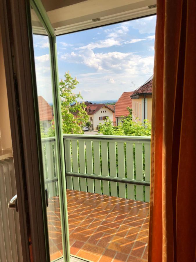Landgasthof Fischer Veri Mitterfels Bagian luar foto